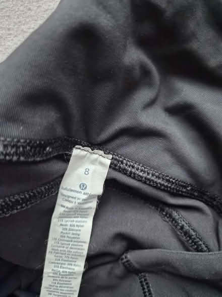 Photo of free Lulu melon 3/4 leggings UK size 8 (HA7) #3