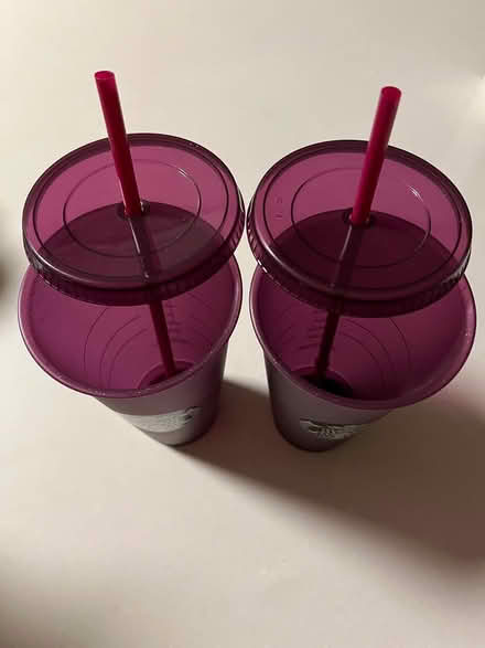 Photo of free Starbucks cups (Serangoon MRT station) #1