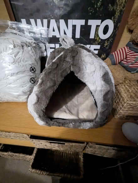 Photo of free Trio of Cat Igloo Beds (Heath & Reach LU7) #1