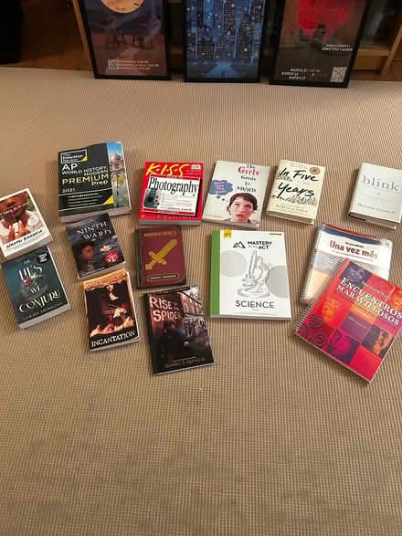 Photo of free Clothes and Miscellaneous (Fort Lee) #2