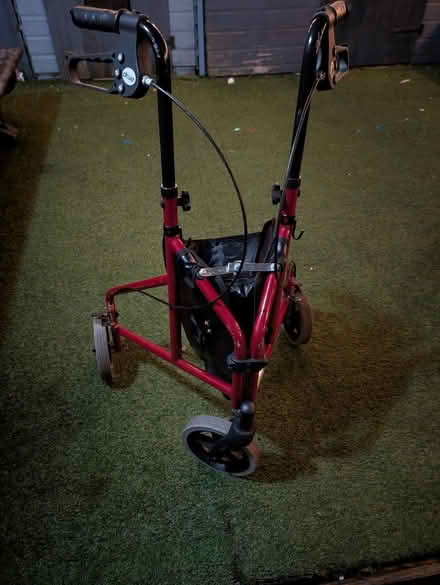 Photo of free Walking Aid (WA10) #1