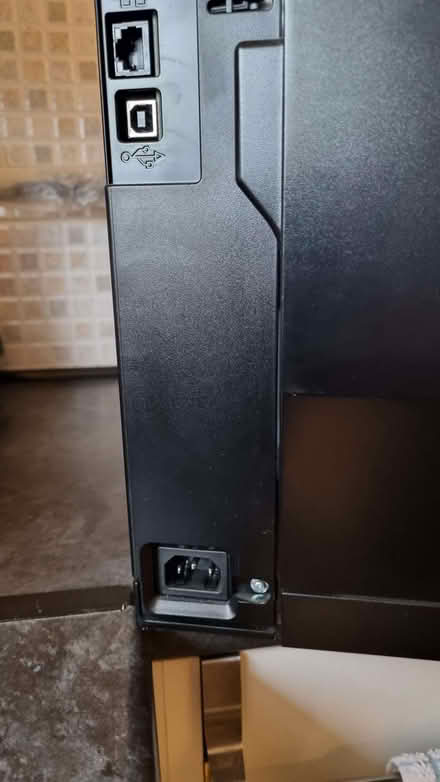 Photo of free HP Colour Laserjet Printer M451dn (Dalton HD5) #3