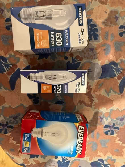 Photo of free Light BULBS (SW8 Wandsworth Road) #1