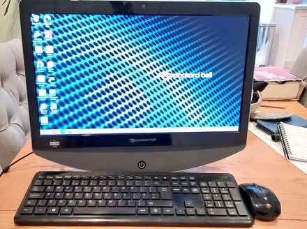 Photo of free Windows 8 all in one PC (IP4) #1