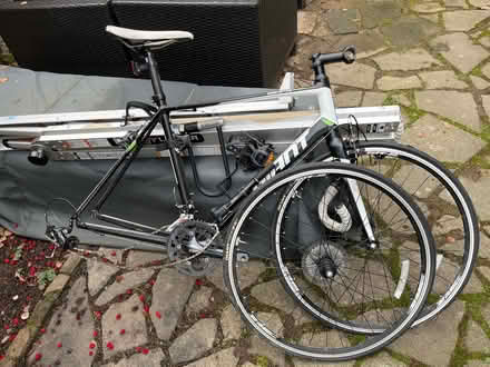 Photo of free Giant Defy Aluxx Road Bike. Believe it is 54-56cm. (Richmond TW9) #1