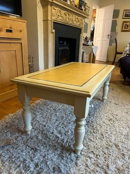 Photo of free Coffee Table (AL3 near Waitrose) #3