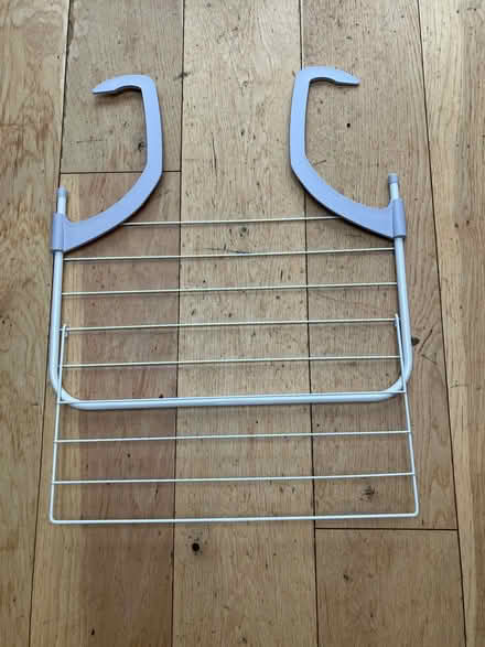 Photo of free Clothes drying rack (Prittlewell SS2) #1