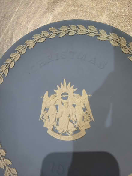 Photo of free Christmas plate 1995 (Southall UB1) #2