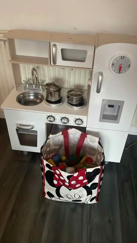 Photo of free Children’s play kitchen (Middlewood S6) #1