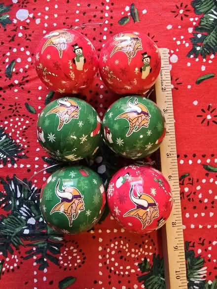 Photo of free MN Vikings Christmas Ornaments-set (West 7th) #1