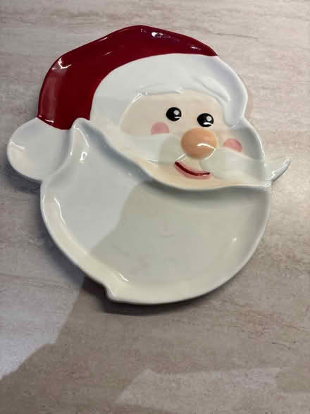 Photo of free Santa plate (Shirley B90) #1