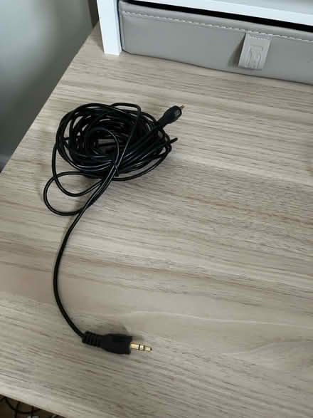 Photo of free Long Aux cable (Holloway N7) #1