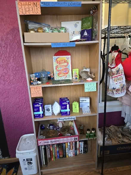 Photo of free Misc. Christmas Tree Ornaments (West 7th) #4