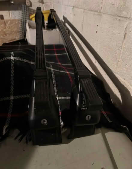 Photo of free Roof bars B7 for VW Passat/Audi A4 (Midsomer Norton BA3) #2