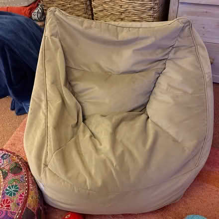 Photo of free Giant beanbag chair (Abbeyhill EH7) #1