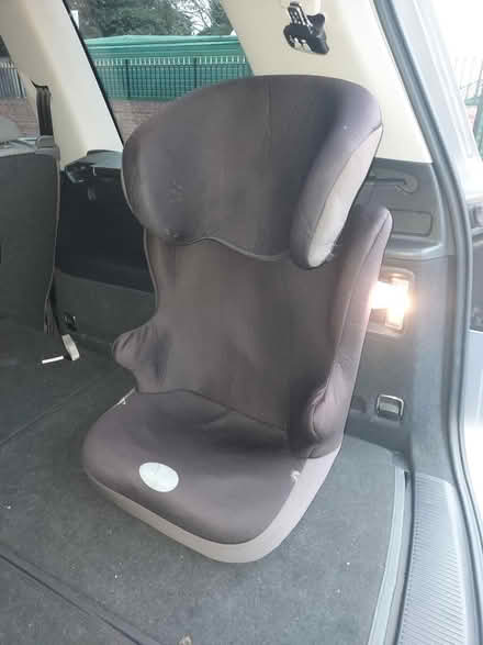 Photo of free Car seat for child (Southfields SW18) #1