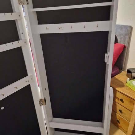 Photo of free Mirror and Jewellery Storage (Hangleton BN3) #1