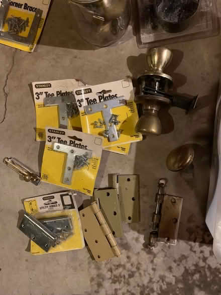Photo of free door hardware (West Townsend) #3