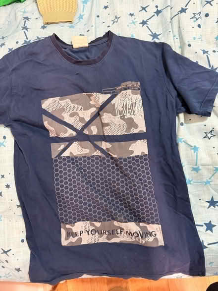 Photo of free T-shirts (B18) #1