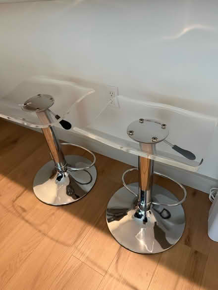 Photo of free Bose Concepts Bar stool (New Rochelle) #2