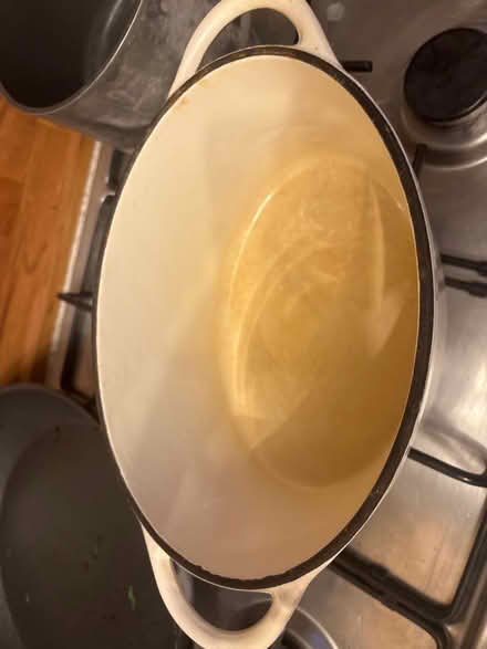 Photo of free Cream Dutch oven (Limehouse E1) #2