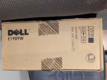 Photo of free dell 19" E1909W monitor (El Camino at Bowers) #1
