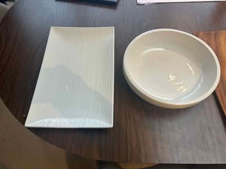 Photo of free Serving trays and salad bowl (Tufnell Park NW5) #1
