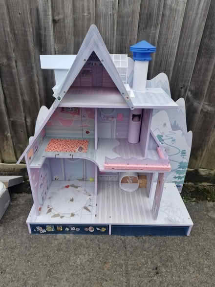 Photo of free Lol doll house with pool (RG302) #1