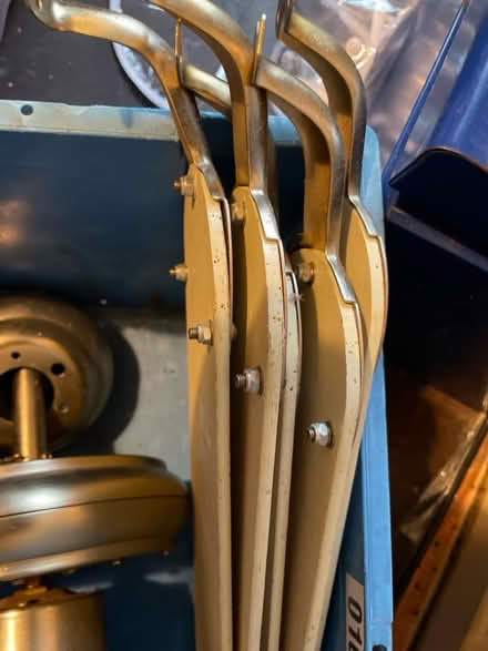 Photo of free Ceiling fan with 3 lights (Underdale SY2) #3