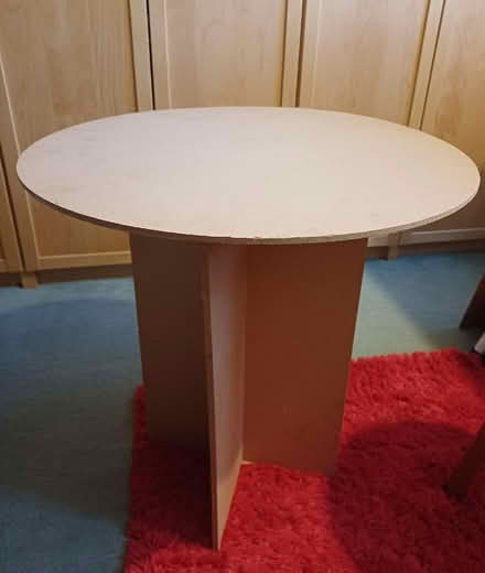Photo of free MDF Round Table (Bilton CV22) #1