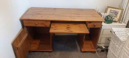 Photo of free Desk (Creekmoor, BH17) #1