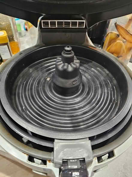 Photo of free 2in1 air fryer (East Kilbride G74) #3