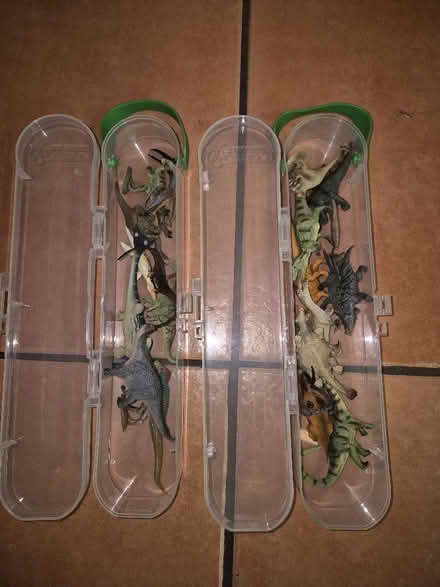 Photo of free Toy dinosaurs (Harley Shute TN38) #1