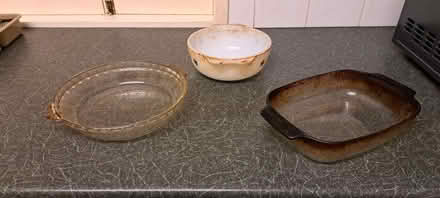 Photo of free Glass kitchenware (Wells BA5) #1