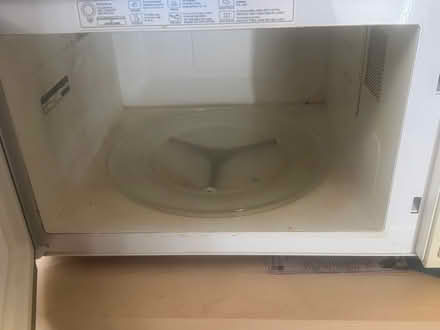 Photo of free Ge microwave (Tierrasanta) #2