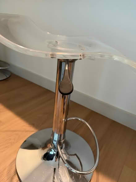 Photo of free Bose Concepts Bar stool (New Rochelle) #3