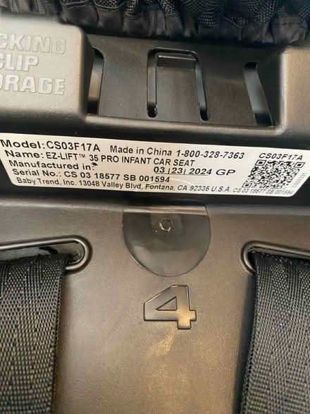 Photo of free Infant car seat (Near downtown) #2