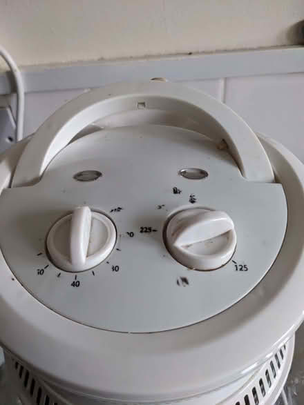 Photo of free Russell Hobbs large round clear air fryer (Coppenhall CW1) #3