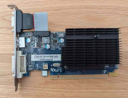 Photo of free Sapphire HD5450 512M DDR3 PCI-E HDMI/DVI-I/VGA Graphics Card (Bystock EX8) #2