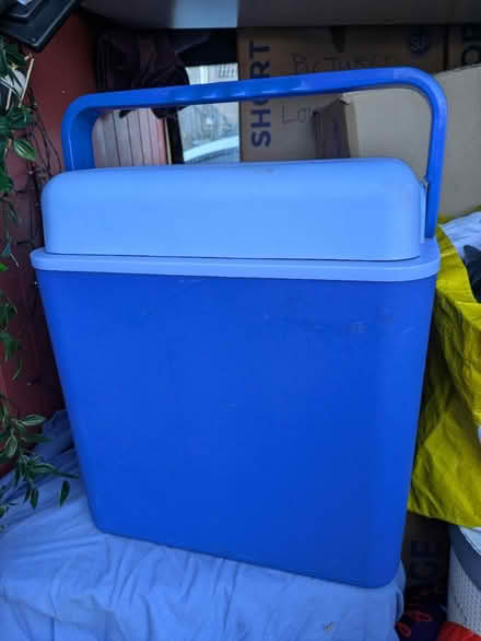 Photo of free Electric coolbox (Fry’s Hill OX4) #1