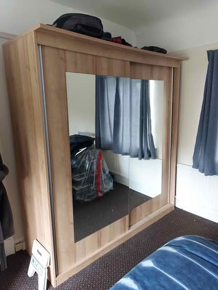 Photo of free largemirrored wardrobe (ch62 5dd) #1