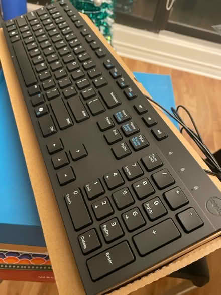 Photo of free Wired Dell Keyboard (Don Mills and Finch) #2