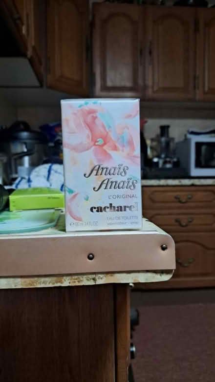 Photo of free anais anais eau de toilette (EX2) #2