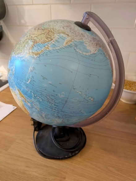 Photo of free Globe light (Fry’s Hill OX4) #1