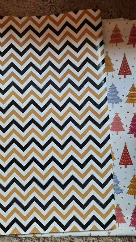 Photo of free last minute Christmas wrapping + (Wrexham LL13) #2