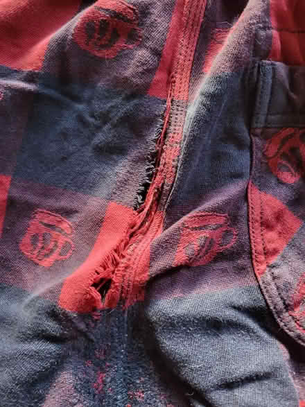 Photo of free Mens L/XL loungewear repair/reuse (Splott, CF24) #2