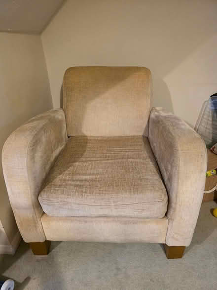 Photo of free Armchair beige (LU7) #1