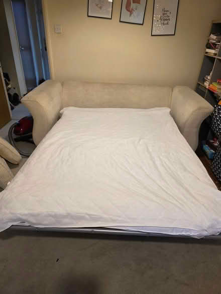 Photo of free Sofa bed beige (LU7) #1
