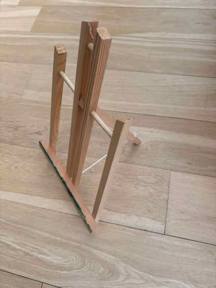 Photo of free Mini art easel 2 the same (Amersham on the hill HP6) #1