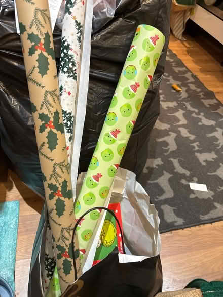 Photo of free X3 wrapping paper & cards (Chatham) #1